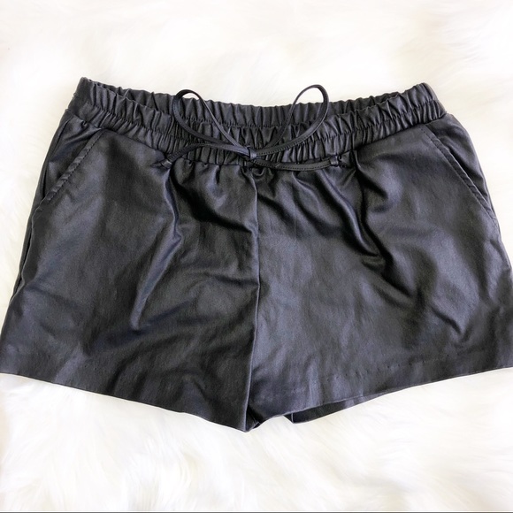 Lulus Pants - Lulus black shorts size Large